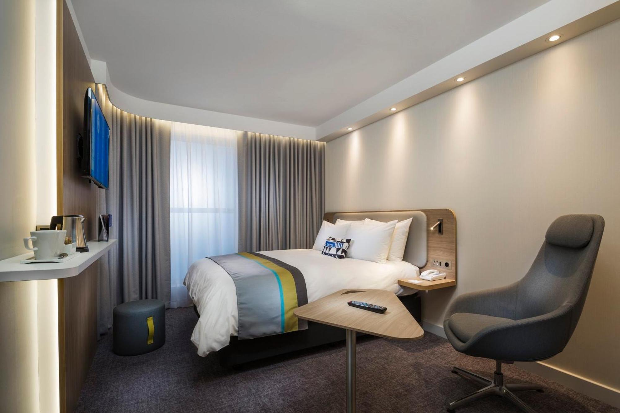 Holiday Inn Express Stuttgart-Waiblingen By Ihg Exterior photo