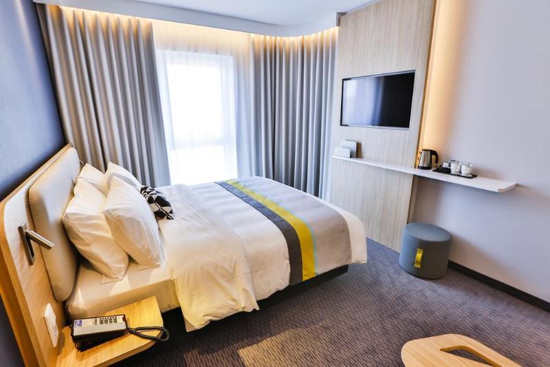 Holiday Inn Express Stuttgart-Waiblingen By Ihg Exterior photo